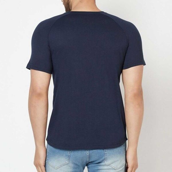 Half Sleeve Color Block T-Shirt – Slim Fit Cotton-Polyester Blend for Fashion-Forward Style Manufacturers  in Delhi